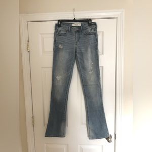 Abercrombie Mid/Low Rise Flare Jeans (Size 4 Long) New With Tags
